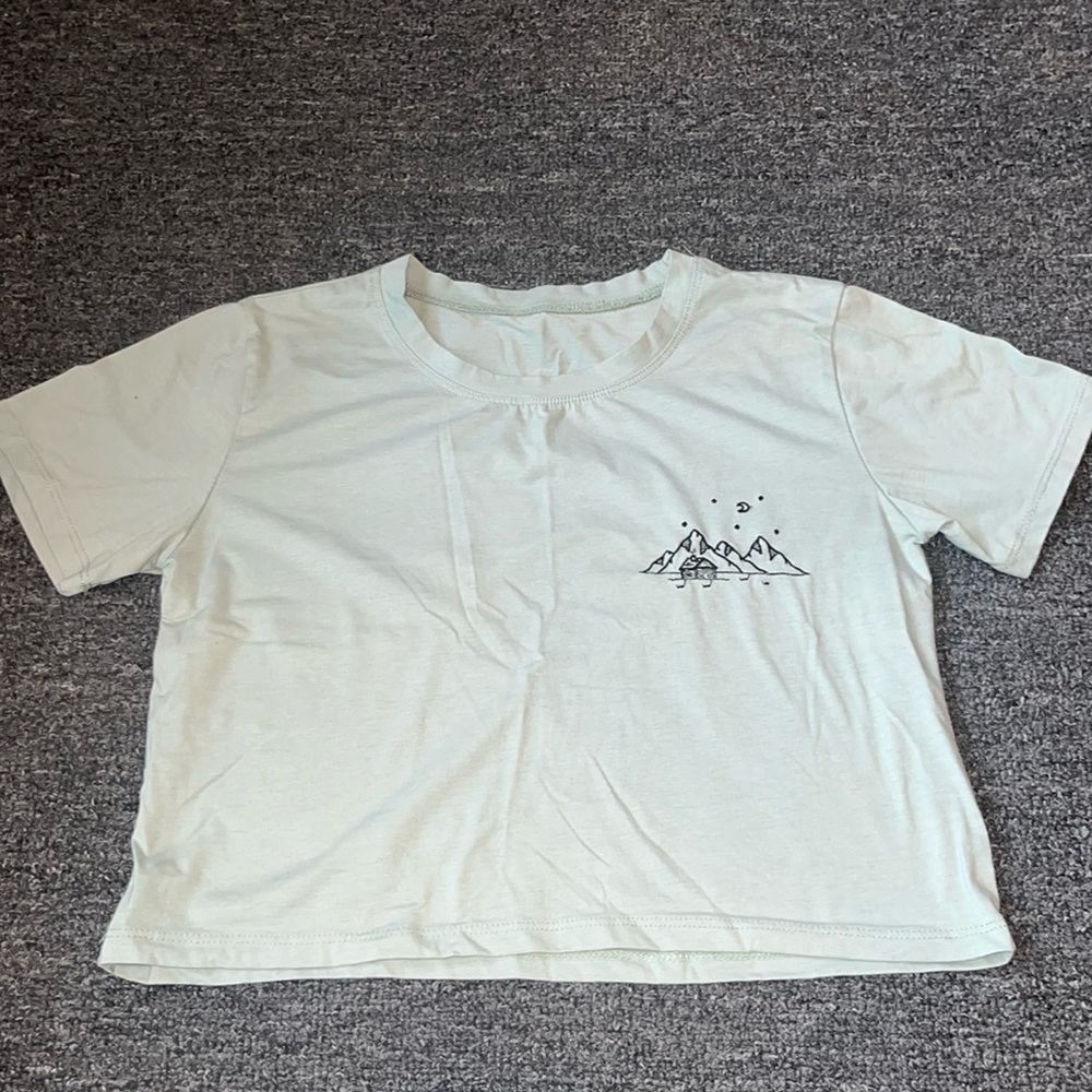 mint green Tshirt size Small